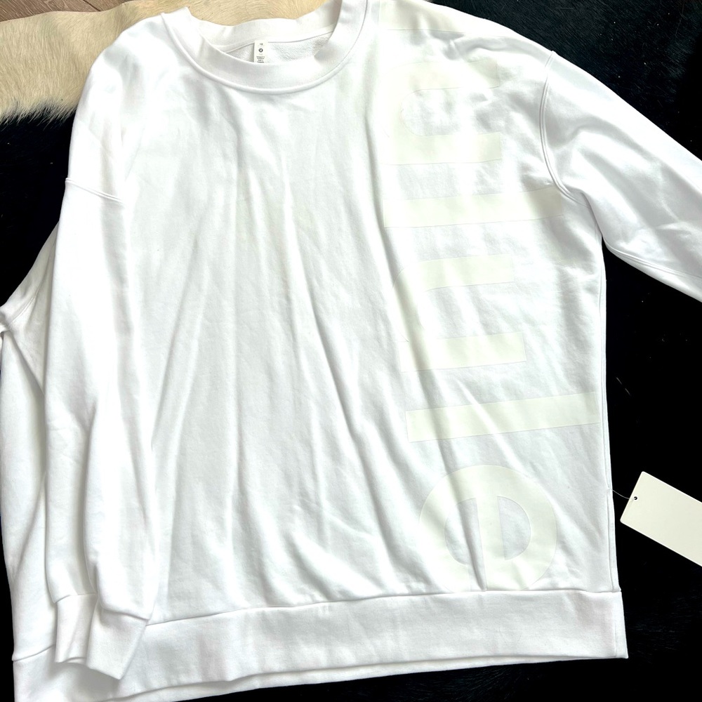 Lululemon oversized crew